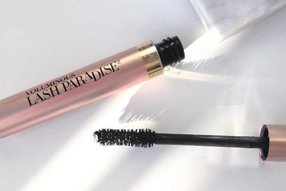 Batas Kadaluarsa Kosmetik: Mascara