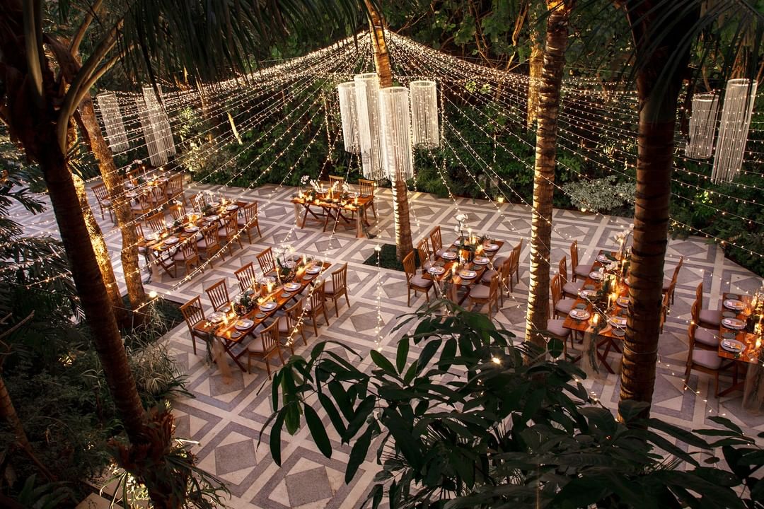 dining wedding hotel