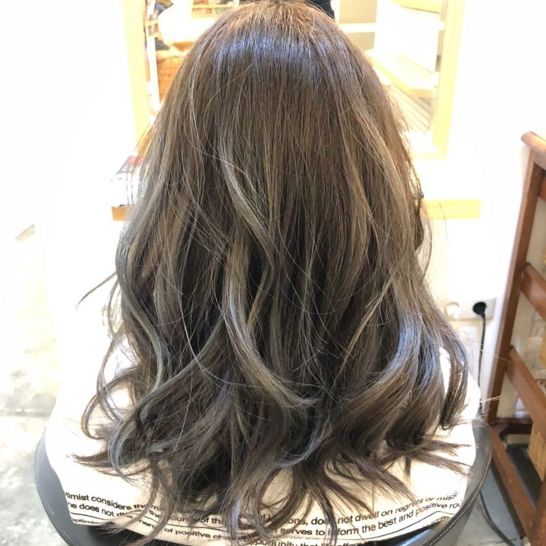 Inspirasi 10 Warna  Rambut  Balayage untuk Penampilan Baru 