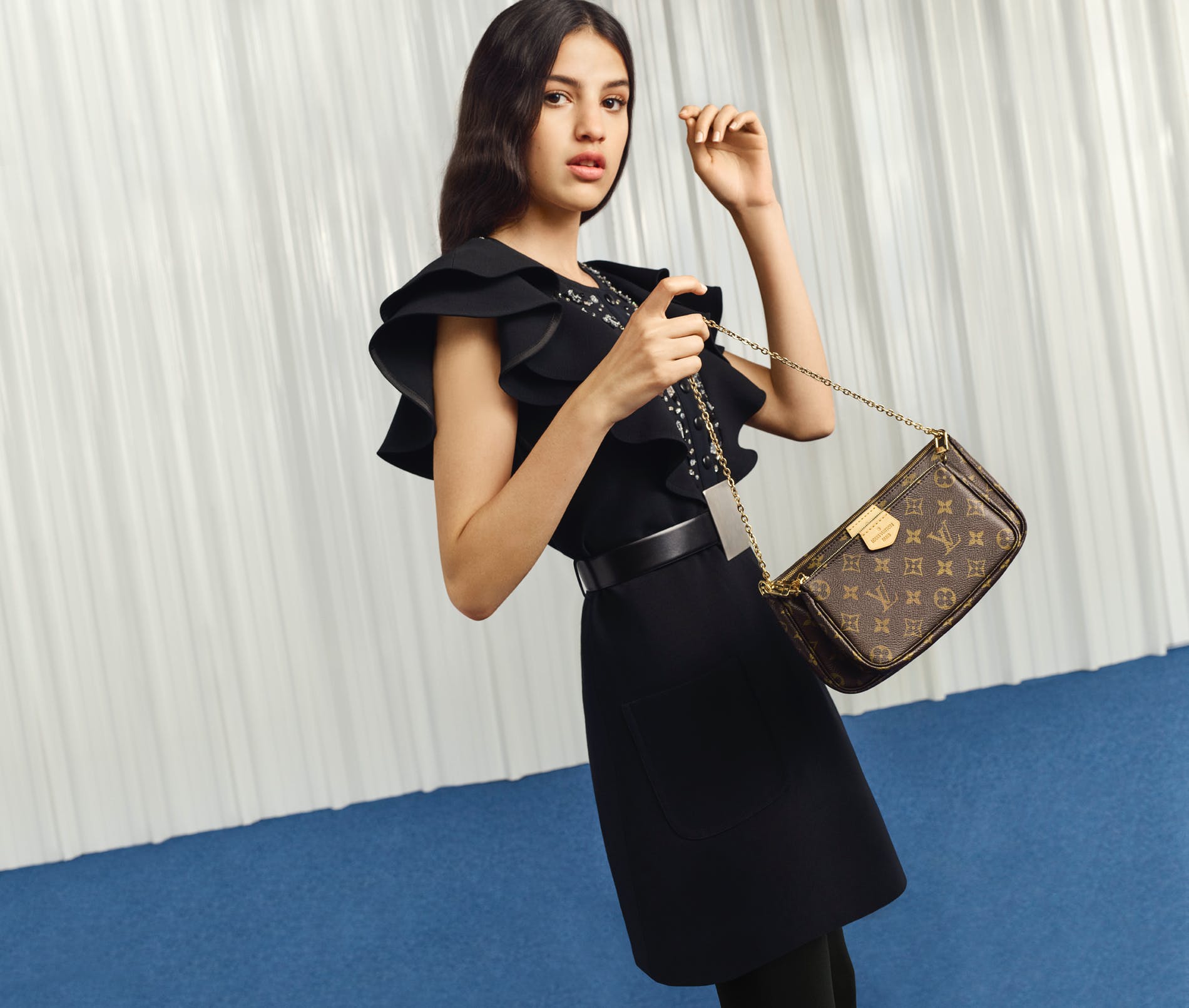 Louis Vuitton Multi Pochette, Tas Arm Candy Populer Favorit Selebriti